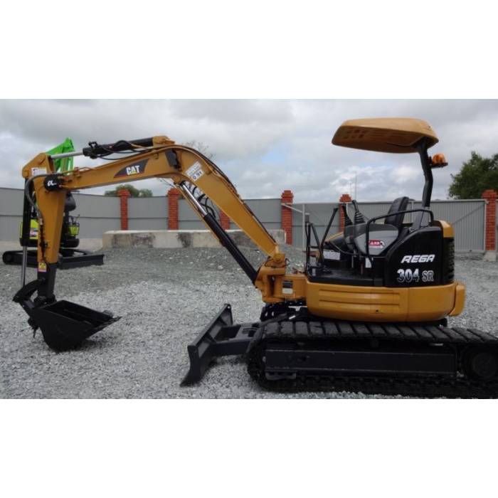 Мини-экскаватор CAT 304CR