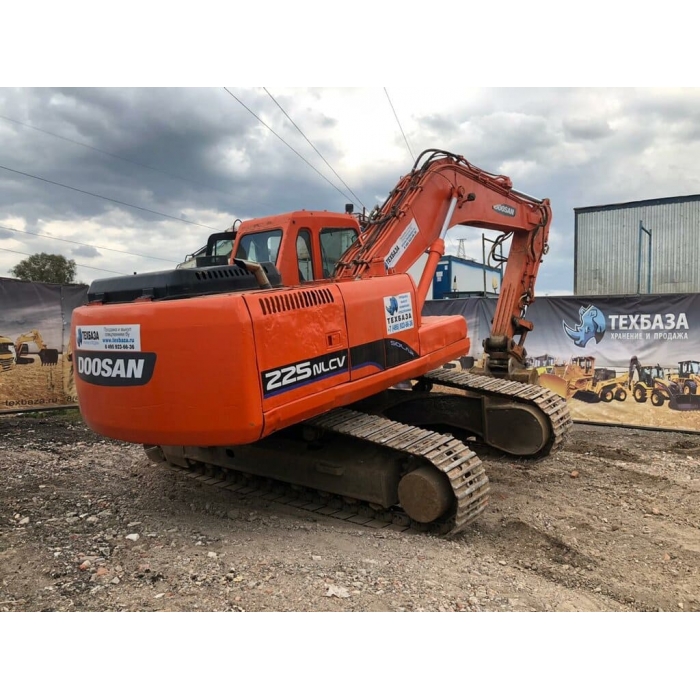 Аренда гусеничного экскаватора Doosan 225N-LCV